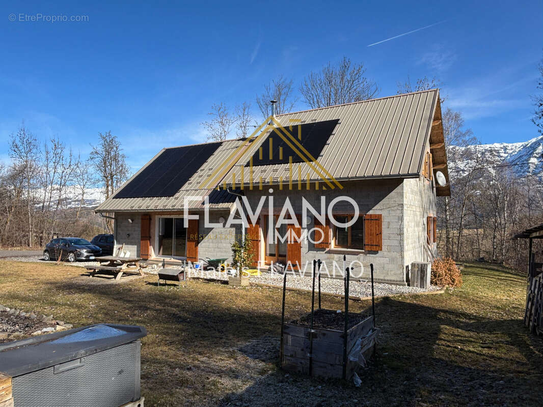 Maison - 7 pièces - bréole - photo 10