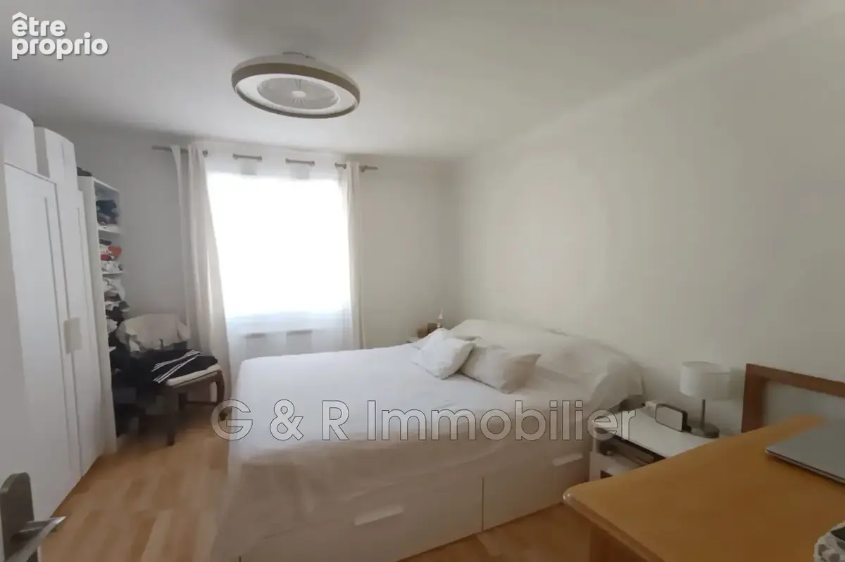 Appartement 3 pièces 72 m² à vendre à Aubagne (13400) - photo 3