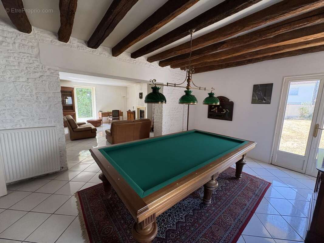 Maison 188 m² à Prailles  - photo 3