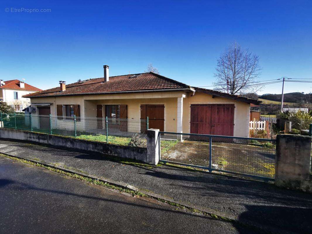 Maison à MADIRAN