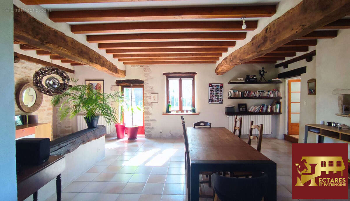 Propriété avec gîte et 3,6 ha - photo 5