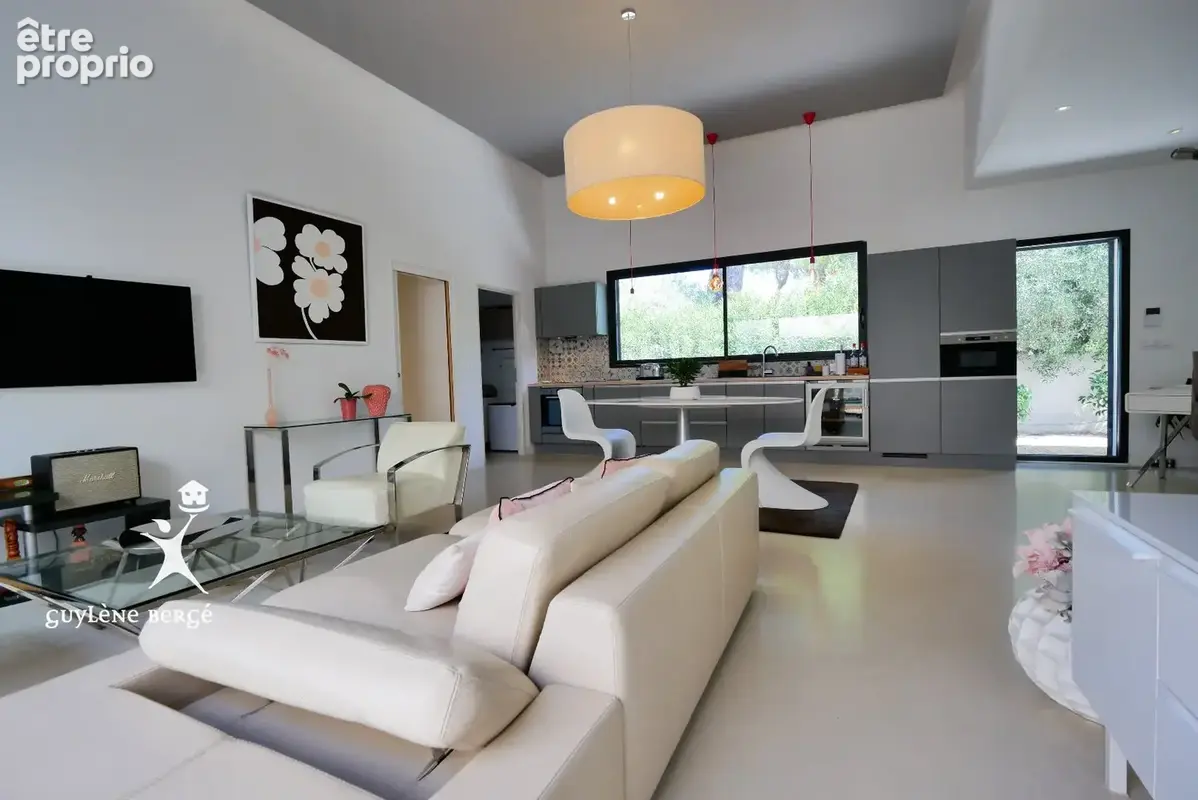 Vente Villa Nages-et-Solorgues. - photo 8