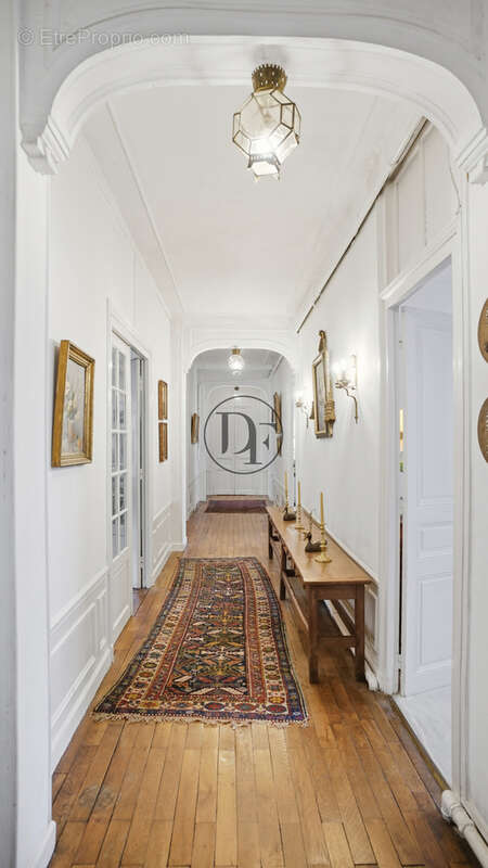 Appartement à FONTAINEBLEAU