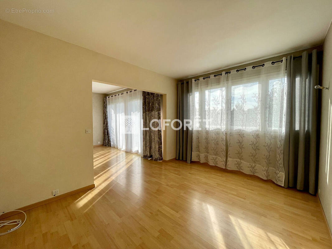Appartement à MEULAN