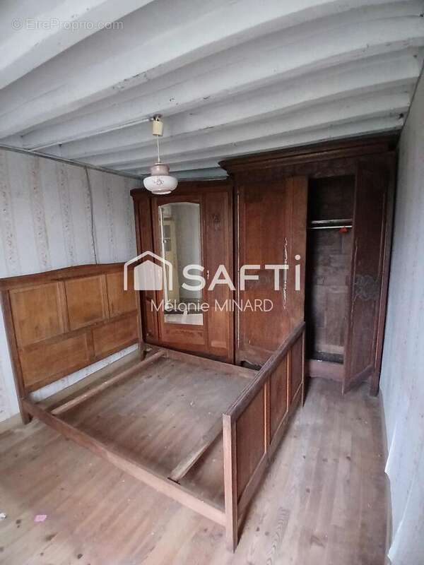 Maison 75 m² à Sainte-Honorine-La-Chardonne  - photo 4