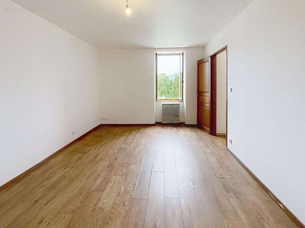 Photo 8 - Maison à LABROQUERE