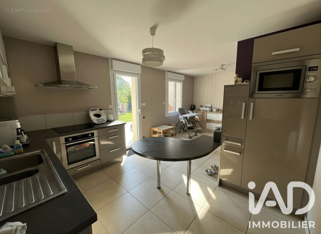 Photo 9 - Maison à JAVENE