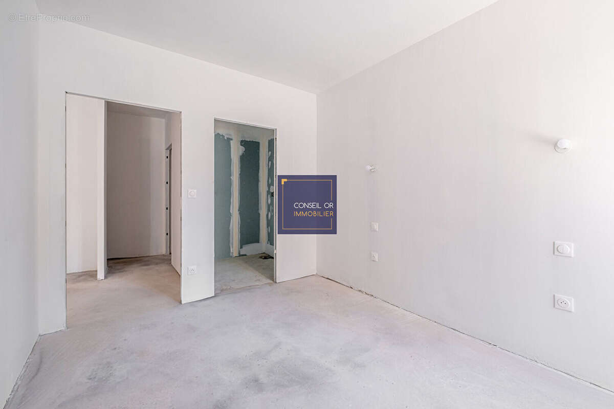 Appartement à SAINT-GENIS-LAVAL