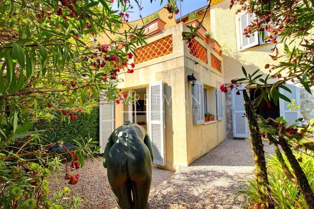 Charmante maison de 7 pièces - Cagnes-sur-mer - photo 13