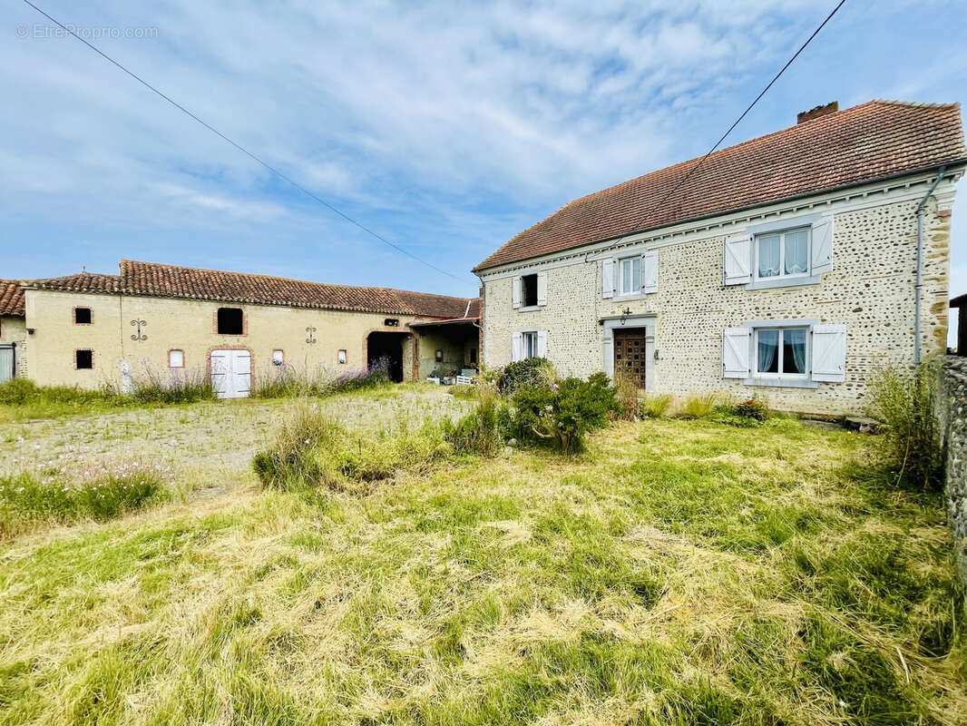 Maison à MAUBOURGUET