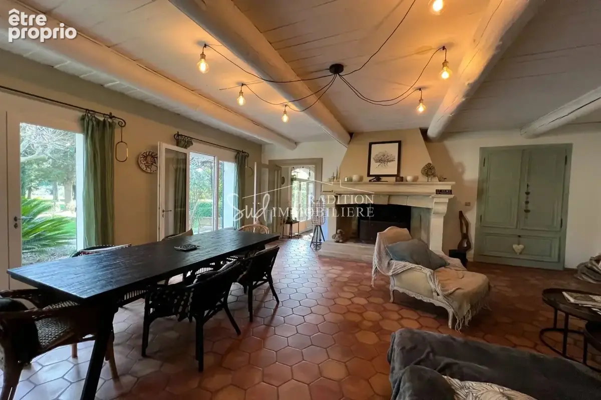 Maison 8 pièces 250 m² à vendre à Saint-Remy-De-Provence (13210) - photo 4