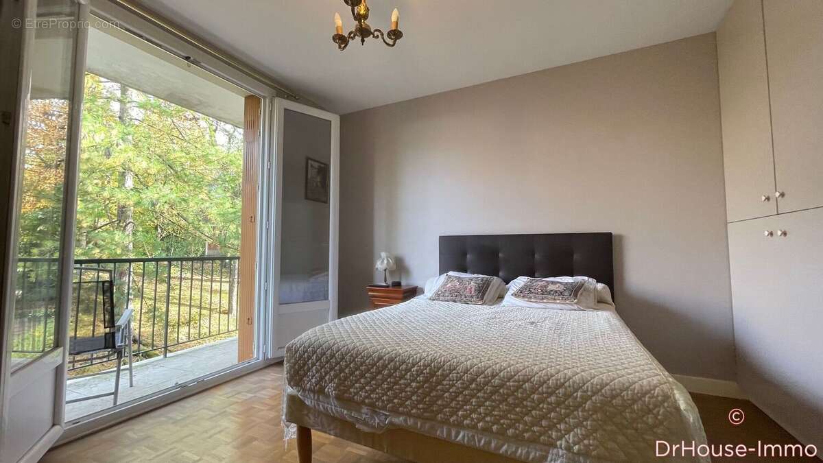 Appartement à LE RAINCY