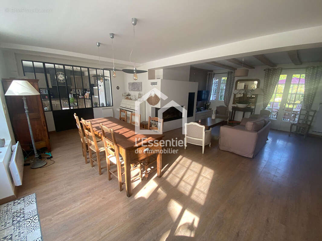 Maison à TRIEL-SUR-SEINE