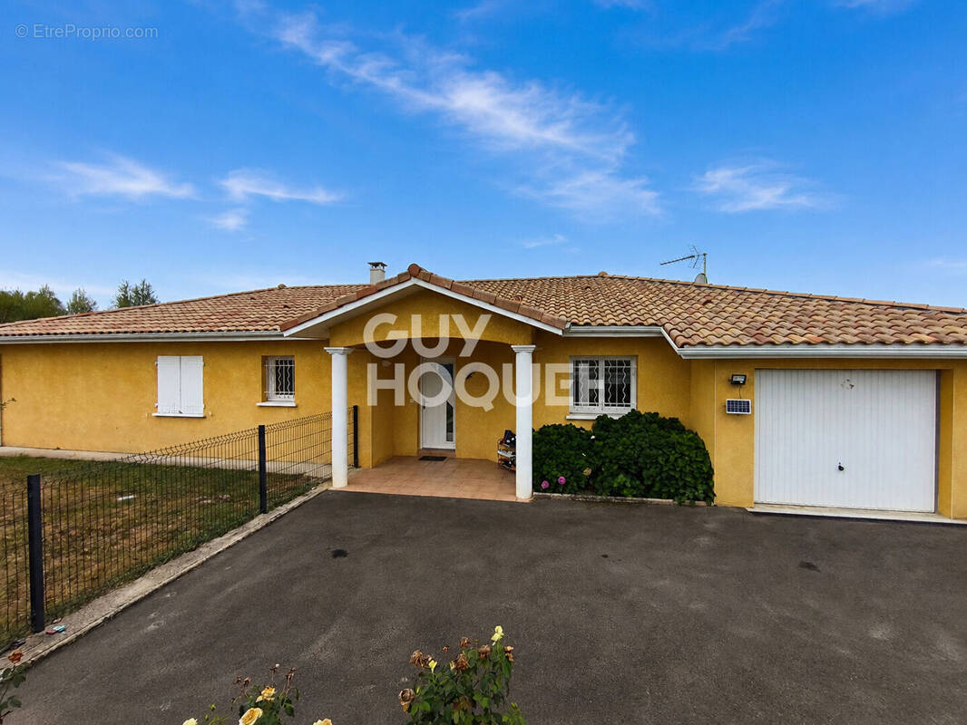 Maison 5 pièces 115 m² · à Grenade-sur-l'Adour · 115 m² · 267 000 €
