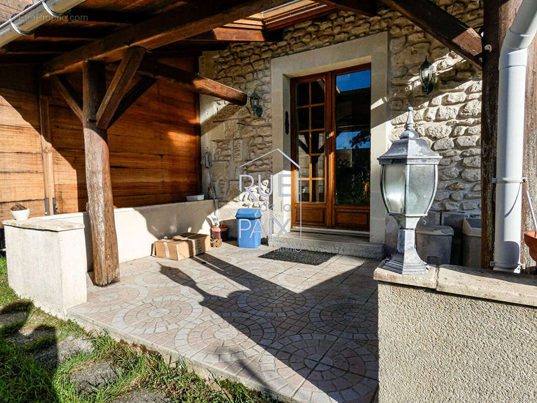 Maison Chatellerault 3 pièce(s) 90 m2 - photo 4