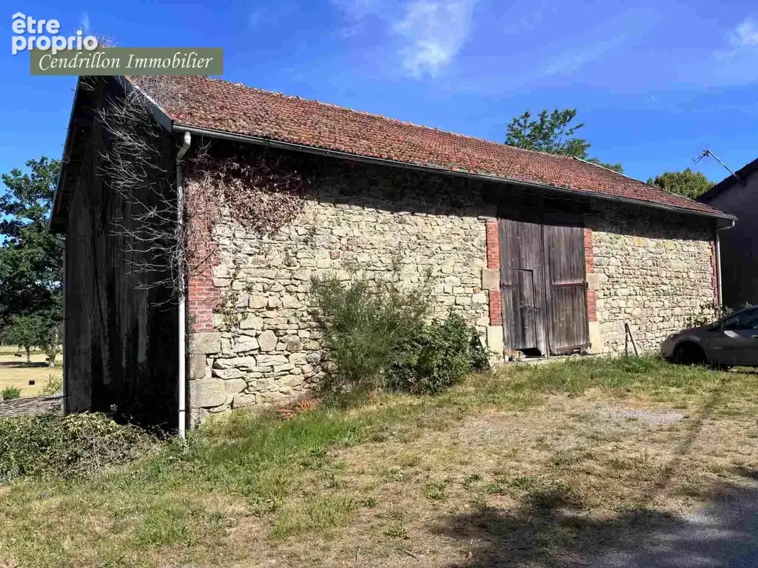 Maison en pierres 120m2, dépendances, grange et terrains, typique du bien Creusois idéal, situé dans le Parc N - photo 3