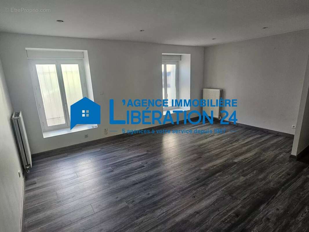 Belle maison de ville à Unieux avec apt indépendant - photo 12