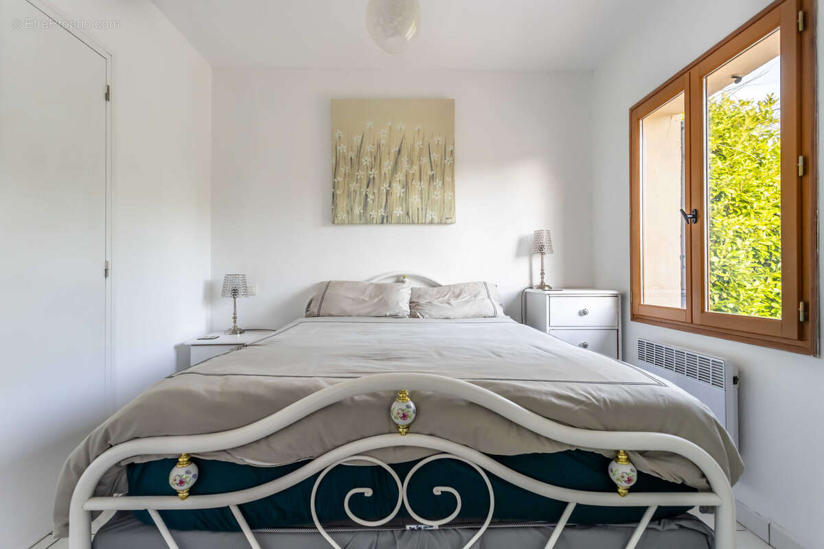 Maison à SAINT-SYLVESTRE-SUR-LOT