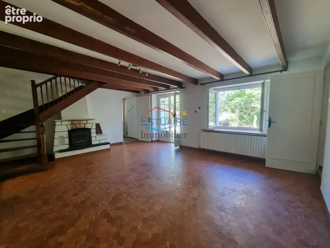 Maison 144 m² à Saint-Etienne-De-Montluc  - photo 4