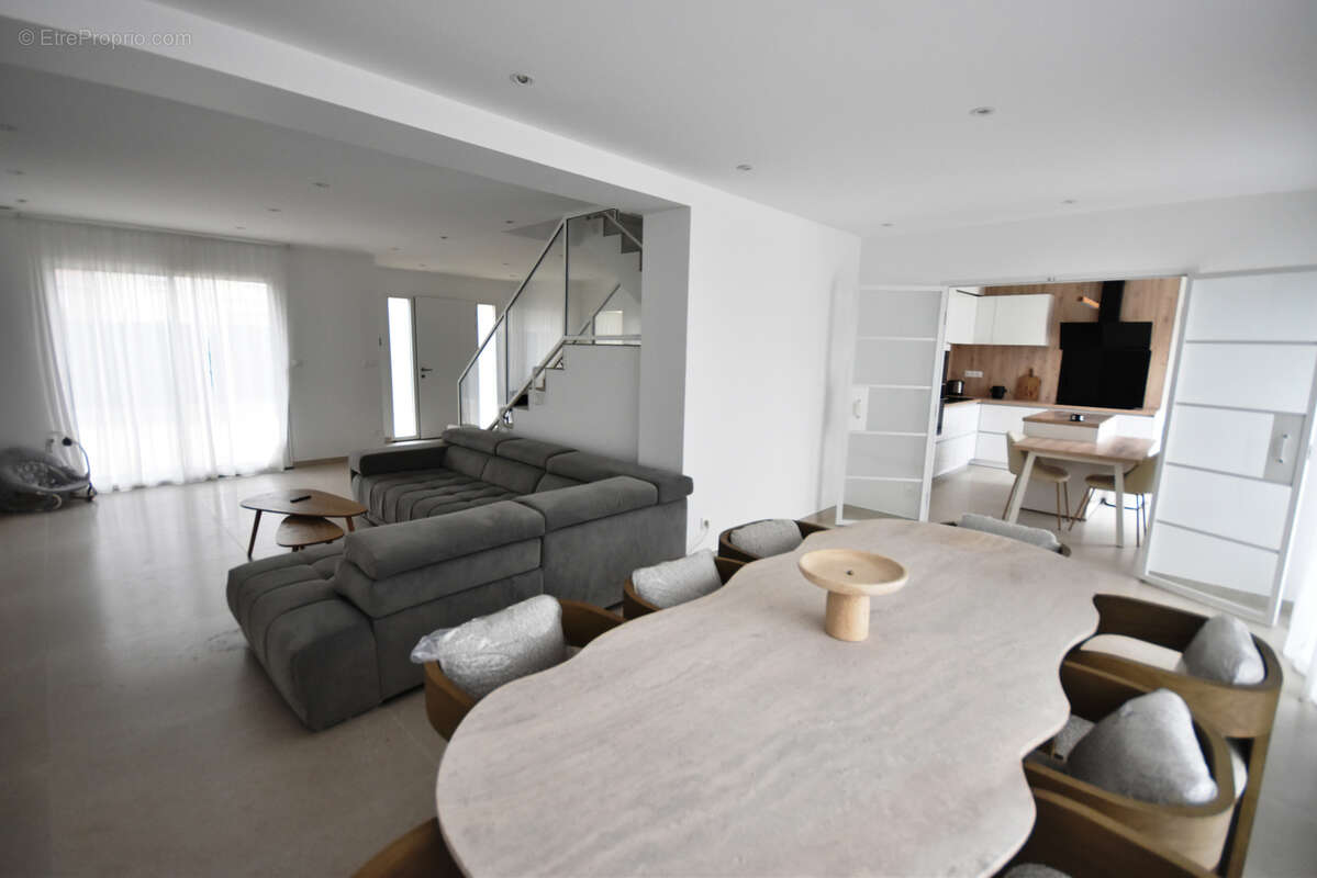 Maison à VERNOUILLET