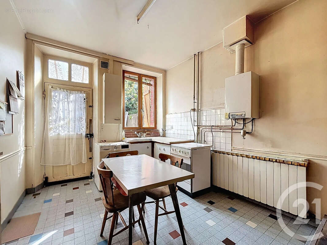Maison à ETIGNY