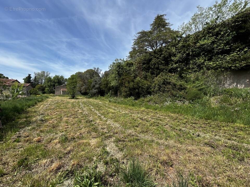 Terrain à DRAGUIGNAN