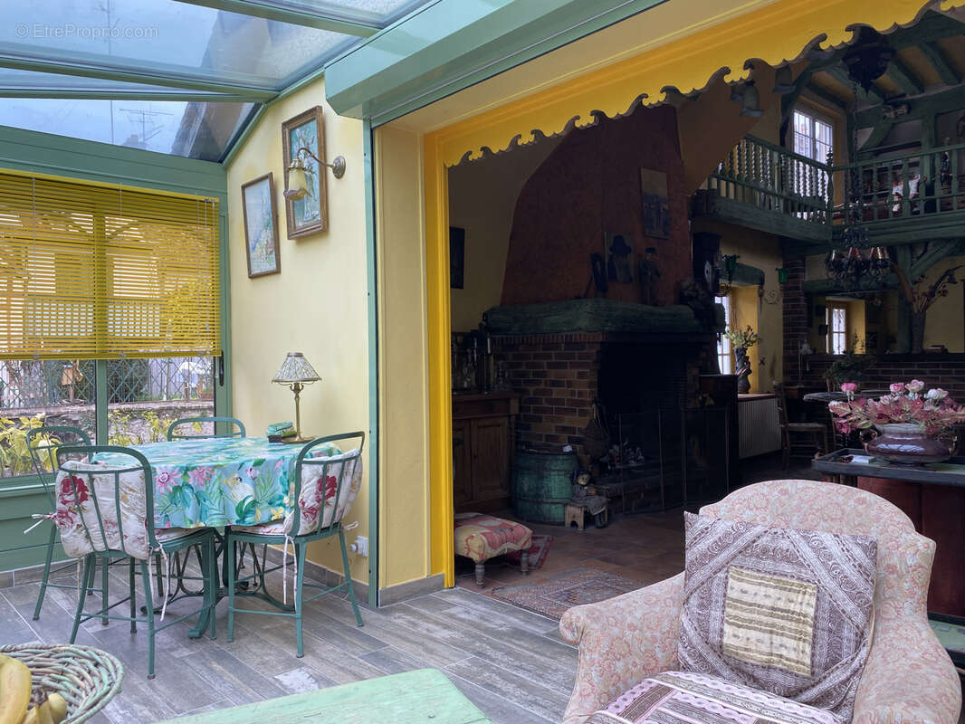 Maison à IVRY-LA-BATAILLE