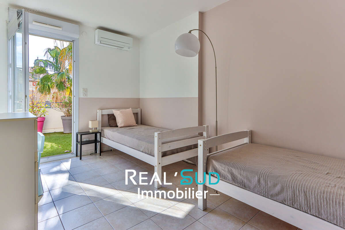 Appartement à MARSEILLE-8E