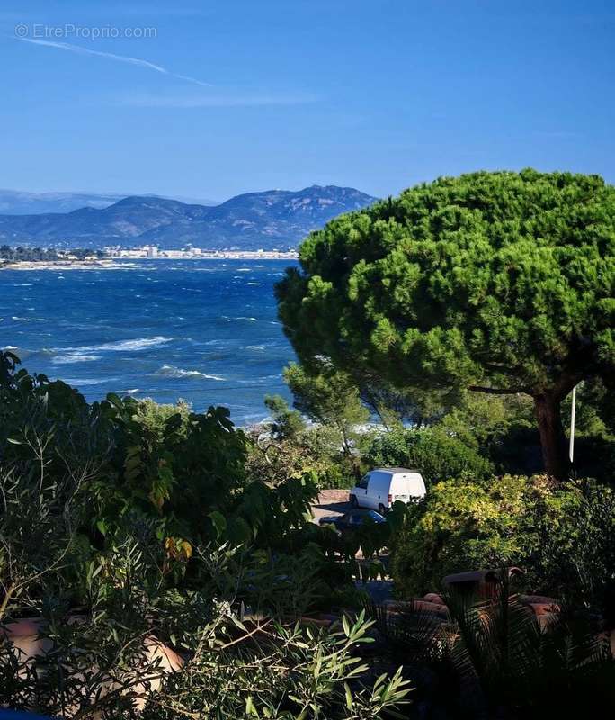 Appartement à LES ISSAMBRES