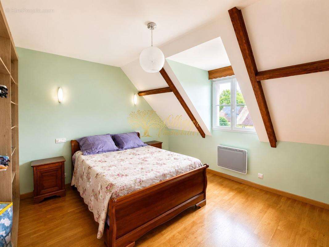 Maison à PONTAULT-COMBAULT