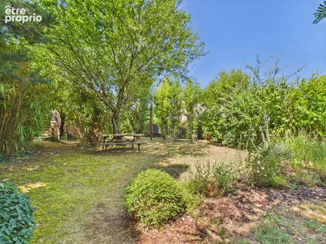 Bédoin, charmante maison nichée dans un écrin de verdure - photo 12