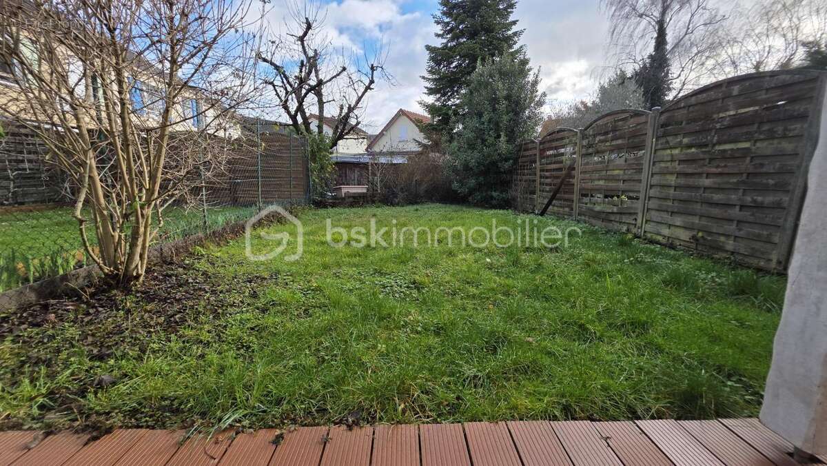 Maison à SAINT-GERMAIN-LES-ARPAJON