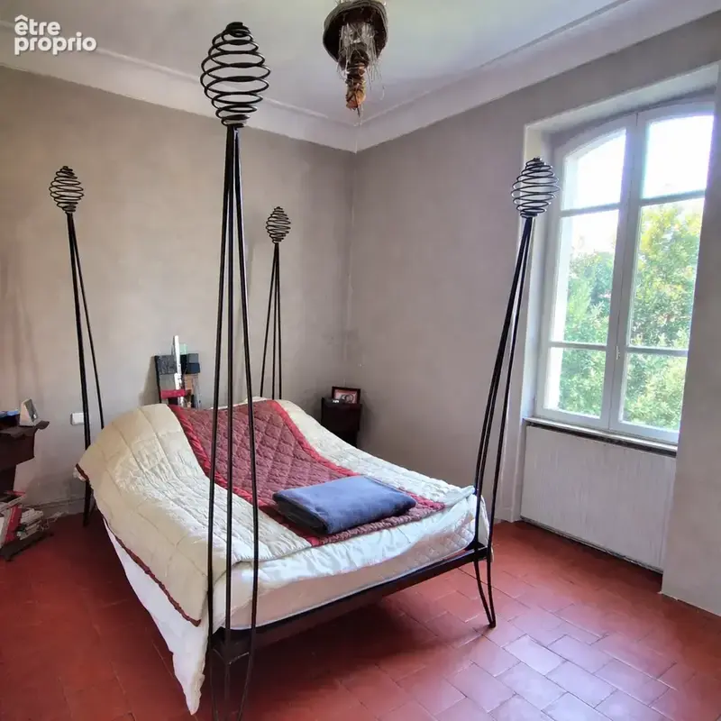 Maison familiale avec dépendances et terrain 1450 m2 - photo 6