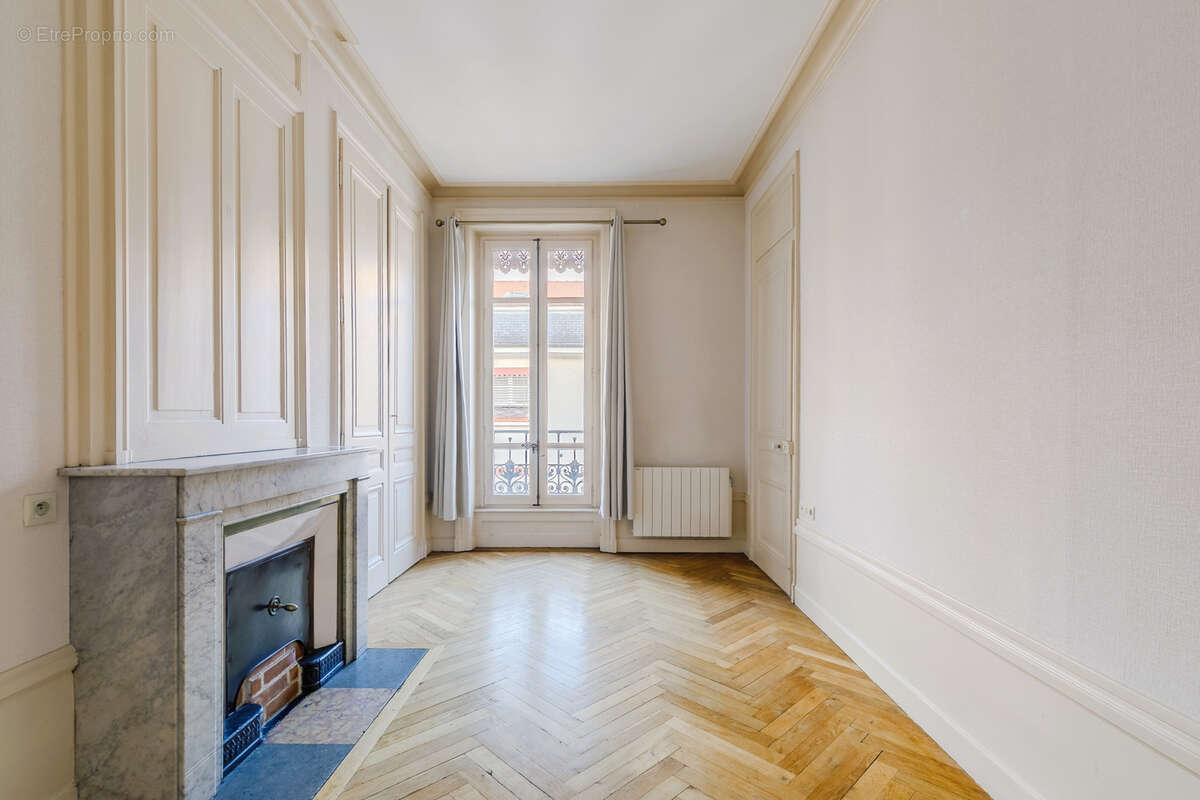 Appartement à LYON-6E