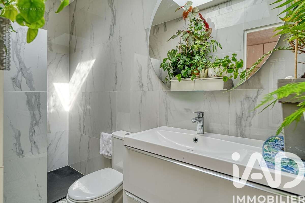 Photo 3 - Maison à ISSY-LES-MOULINEAUX