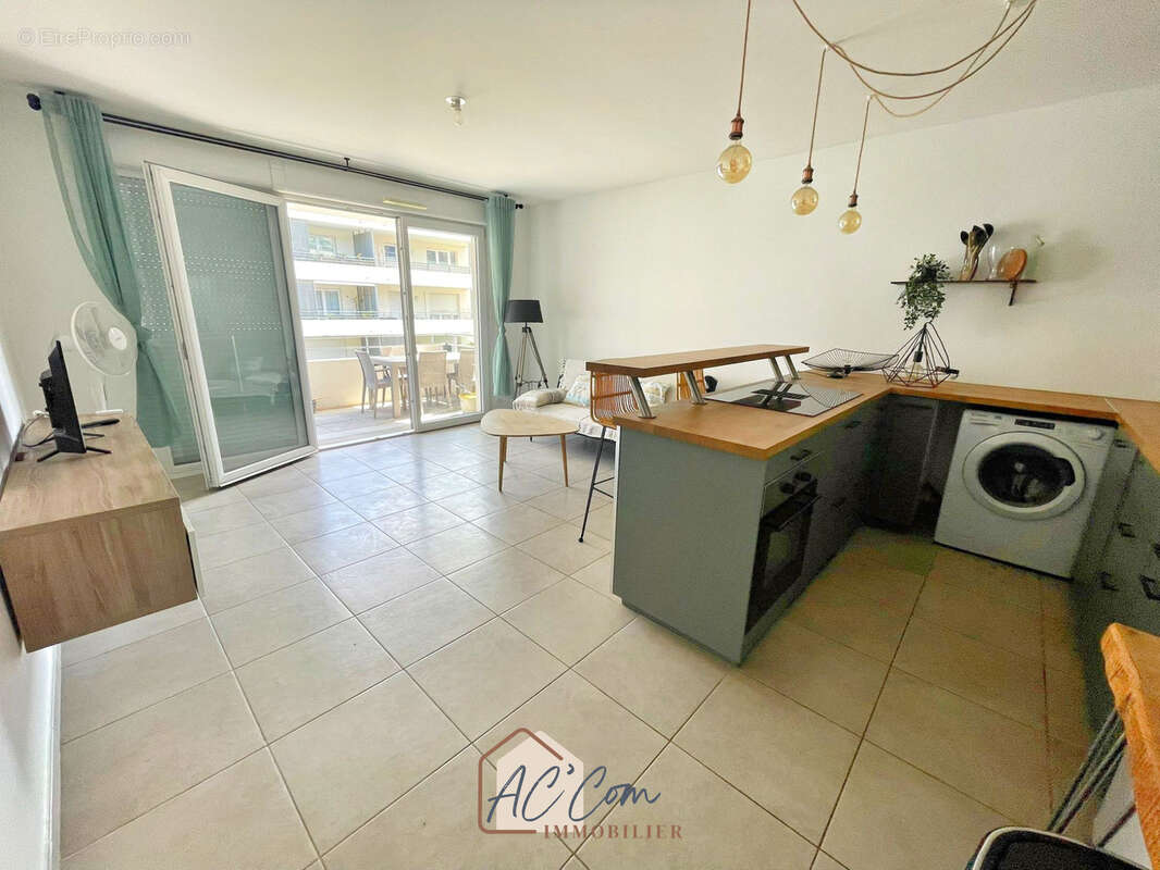 EXCLUSIVITÉ - Appartement T2 de 43m2 avec terrasse de 11 m2 - Résidence récente - Sormiou 13009 - photo 2