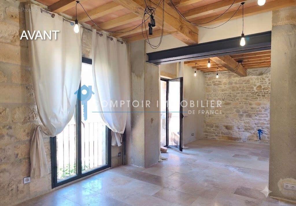 DPT(30)  Vallabrègues  Rare ! Maison de village d'architecte avec piscine intérieure et cour intime - photo 7