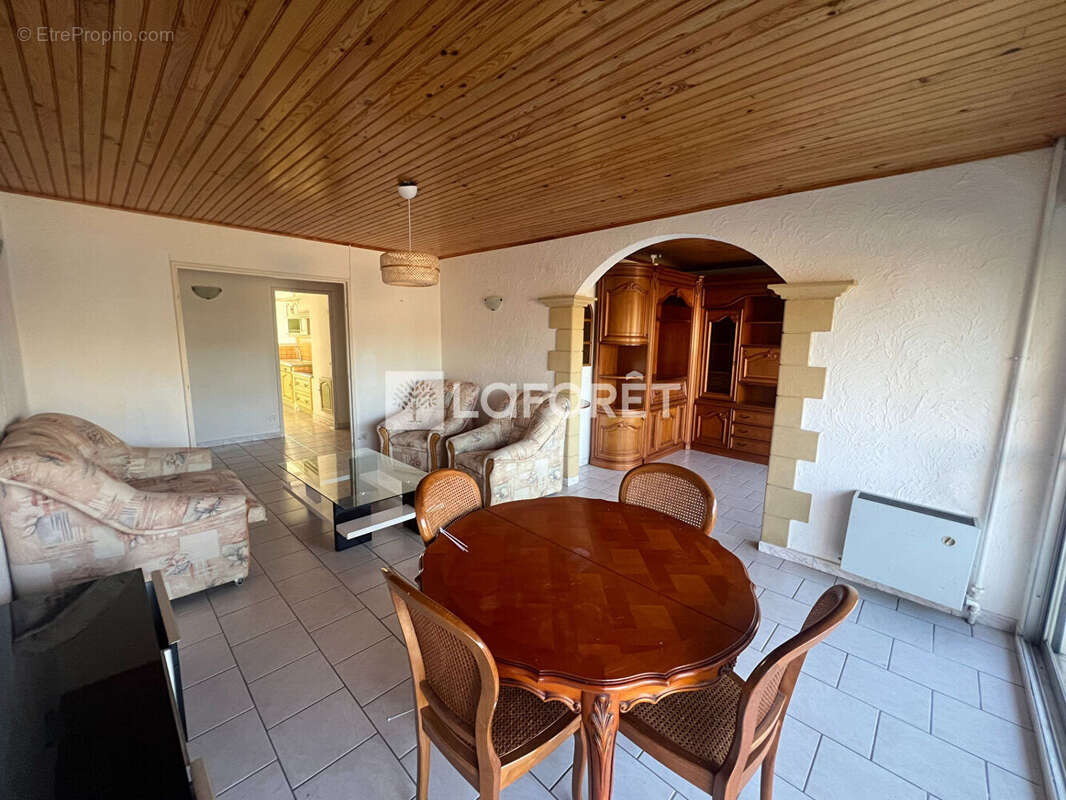 Appartement à SALON-DE-PROVENCE