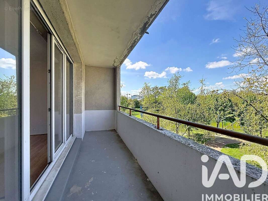 Photo 6 - Appartement à LA COURNEUVE