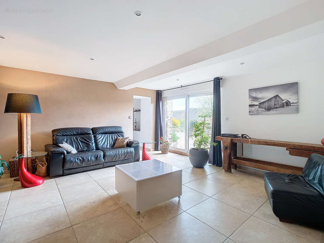 Maison à VILLERS-BOCAGE