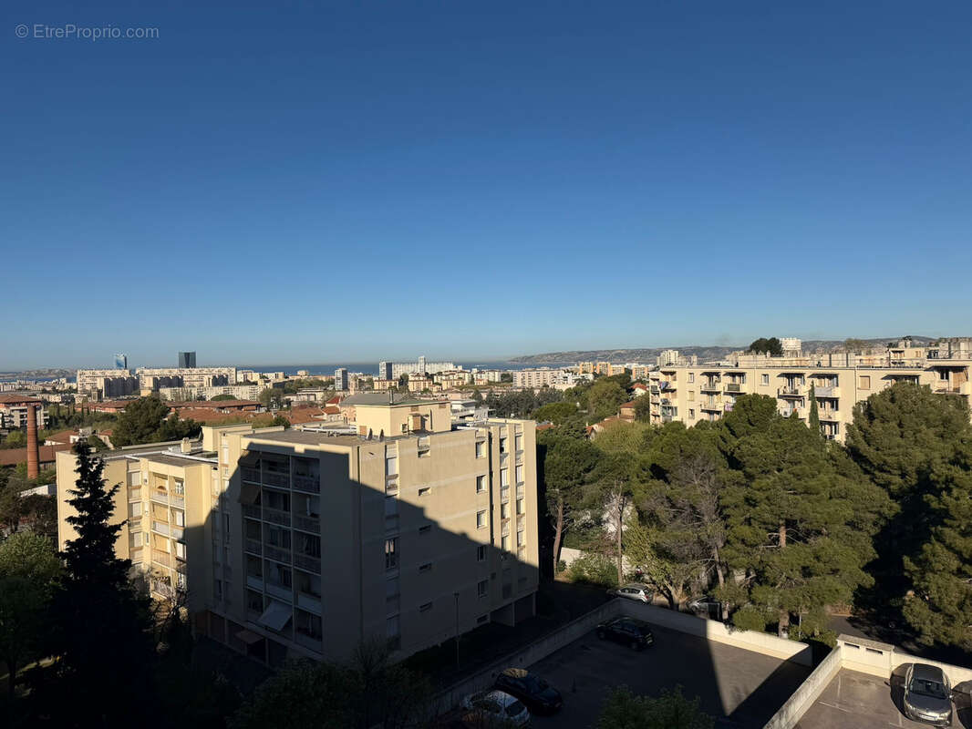 Appartement à MARSEILLE-14E