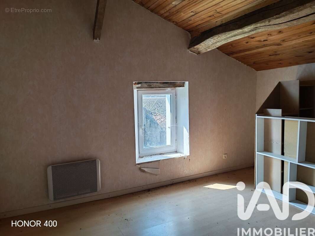 Maison 75 m² à Saint-Aubin-Du-Plain  - photo 6