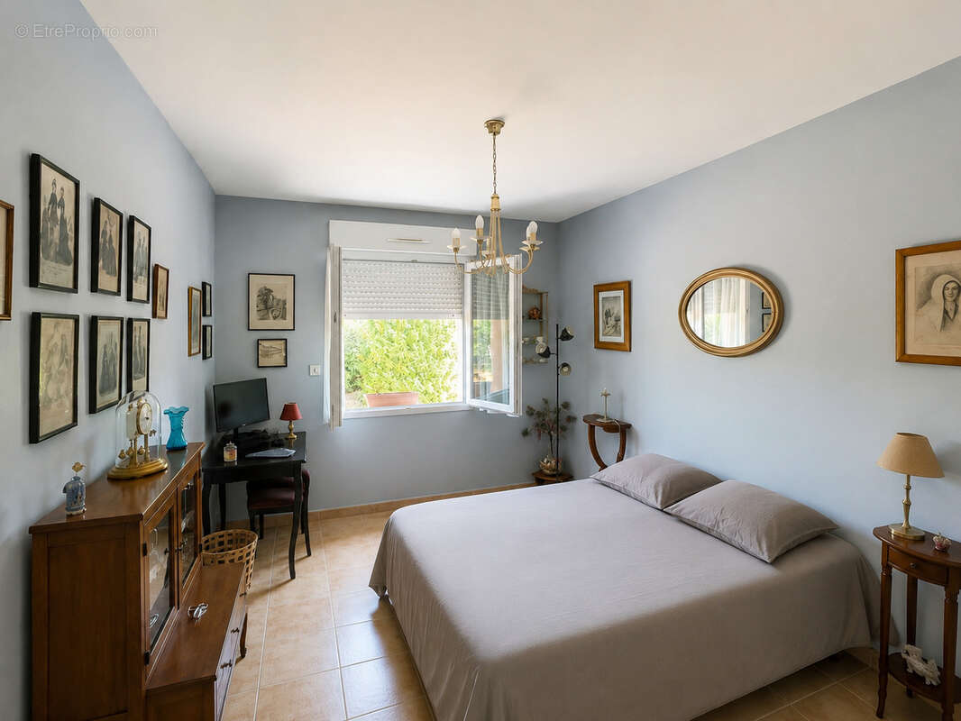 Pavillon de plain pied de 117 m2 / quartier residentiel mirebeau - photo 10