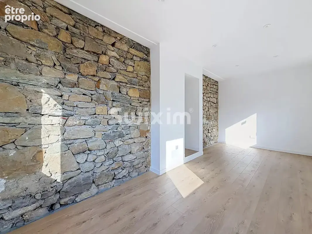 Appartement rénové au calme - photo 2