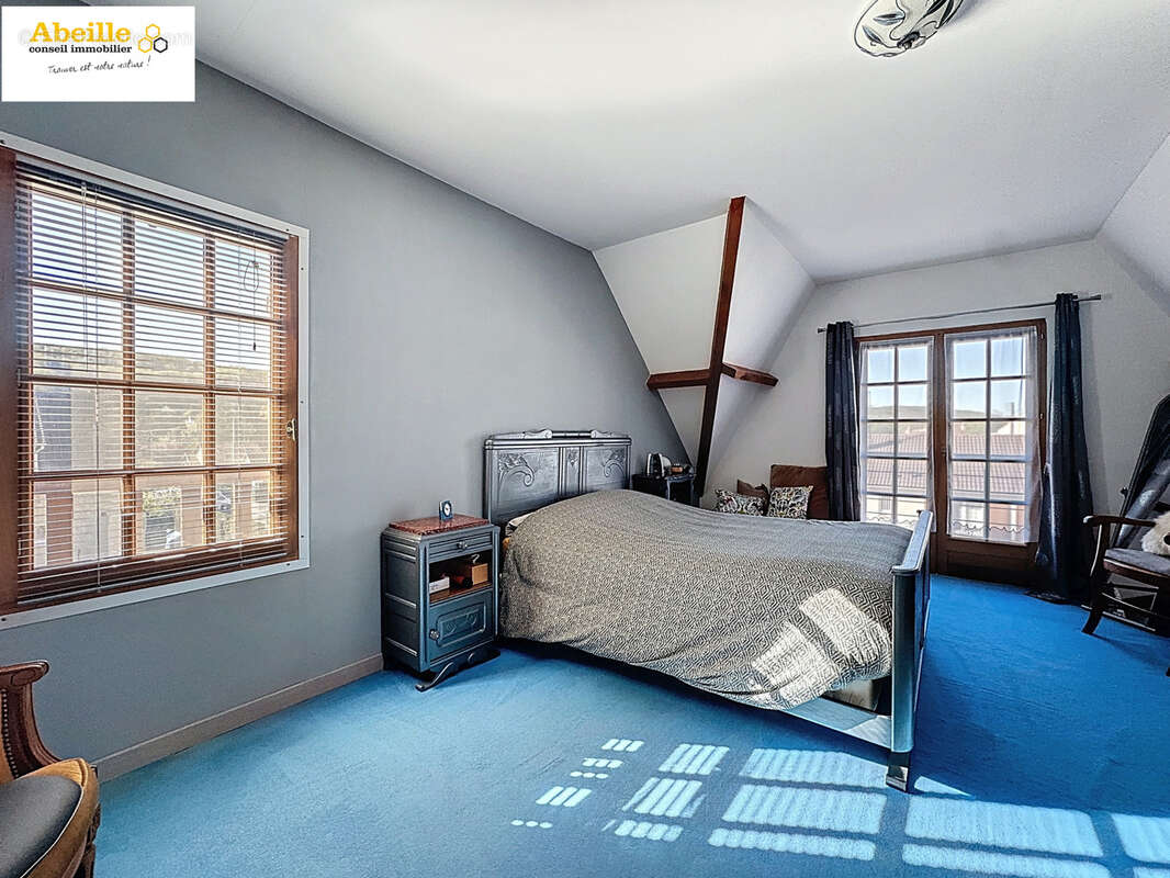 Maison à SAINT-CHERON