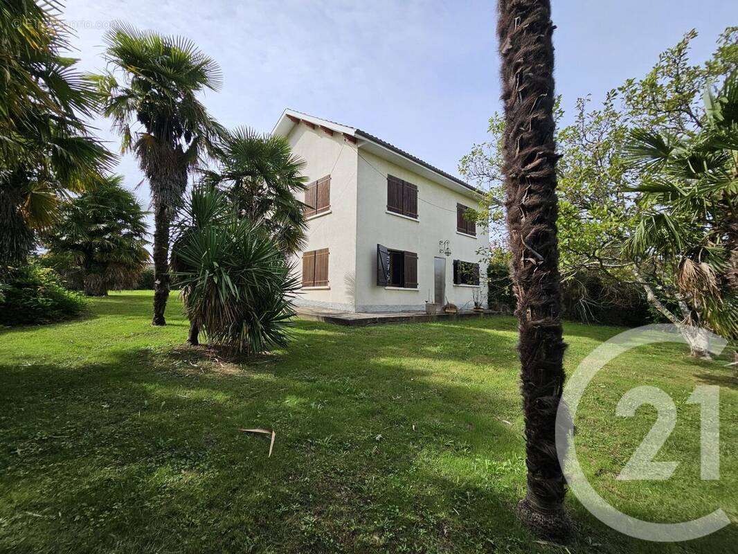 Maison à BAIGTS-DE-BEARN