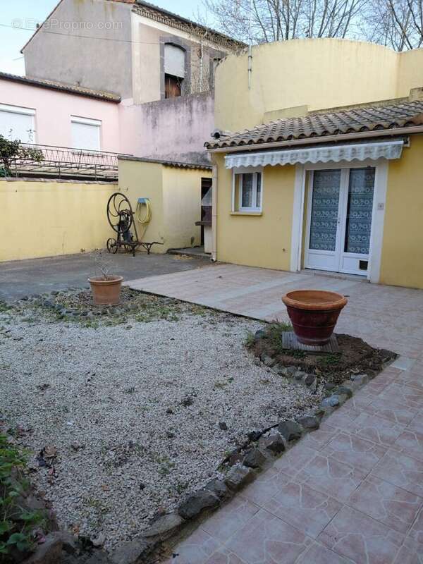 Maison à BESSAN