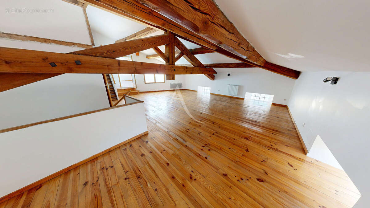 Proche Carcassonne, Maison de Caractères avec piscine et garage - photo 3