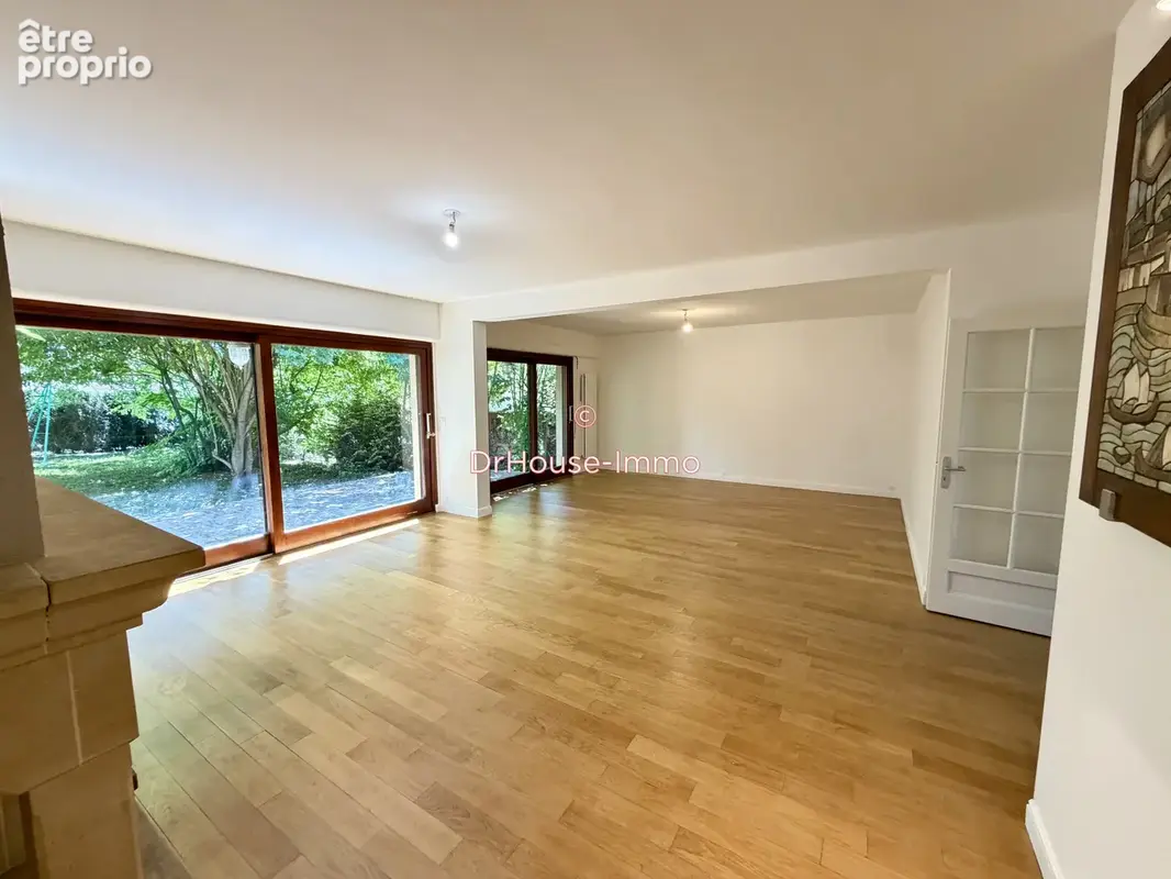 Maison 8 pièces 196 m² à vendre à Amilly (45200) - photo 15