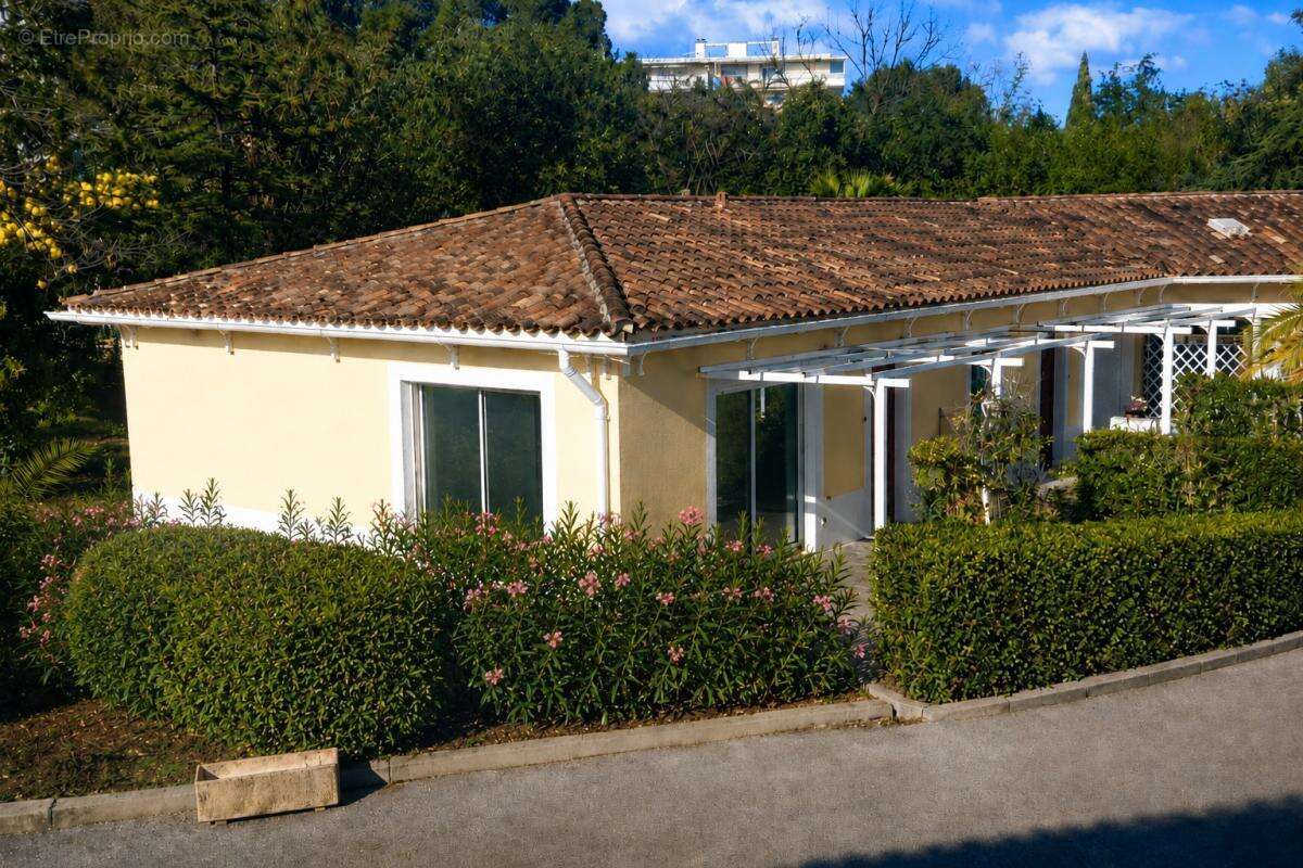 Maison à SAINT-RAPHAEL